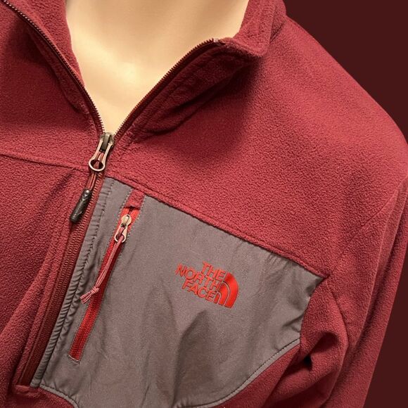 The North Face Tech 100 Half Zip Fleece Sweater Rust/Gray Size Medium - Picture 3 of 5